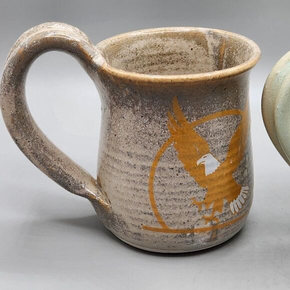 Hand Made Studio Art Pottery Mug Thumb Rest Tan Drip Glaze Signed Eagle - Picture 3 of 5